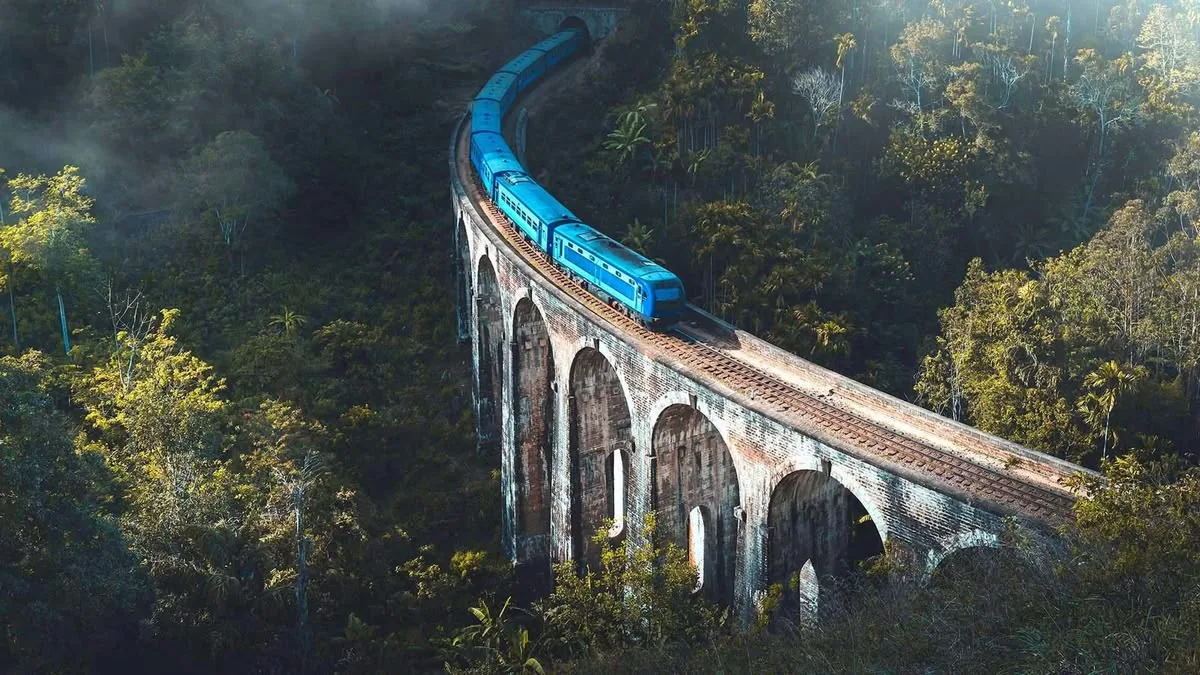 Ella Scenic Train